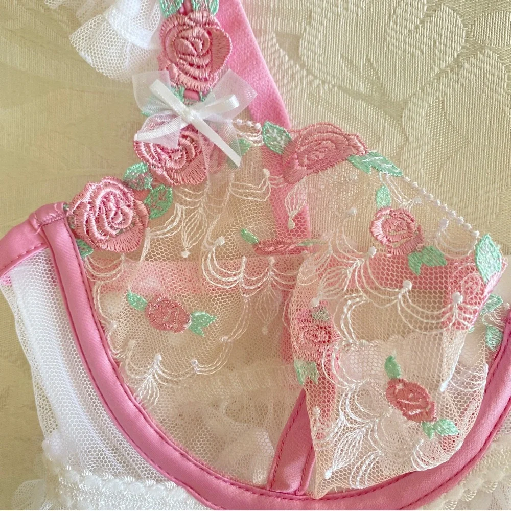 For love and lemon pink rose bra